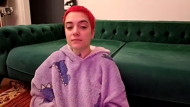 Snapshot of OllympeKaii chatting on 10-27-25, 04:27 OllympeKaii online show from 10-27-25, 04:27