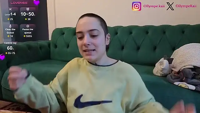 Snapshot of OllympeKaii chatting on 12-04-25, 07:39 OllympeKaii online show from 12-04-25, 07:39