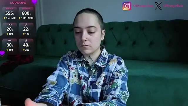 Snapshot of OllympeKaii chatting on 12-15-25, 09:13 OllympeKaii online show from 12-15-25, 09:13