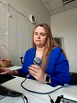 Juicy PeachLux online show from 05-02-26, 08:08