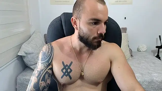 Isaac Carter online show from 04-08-26, 01:55