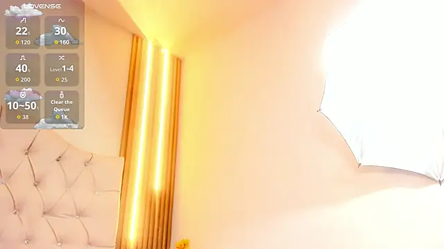 Alexa Bravva online show from 09-16-25, 04:02