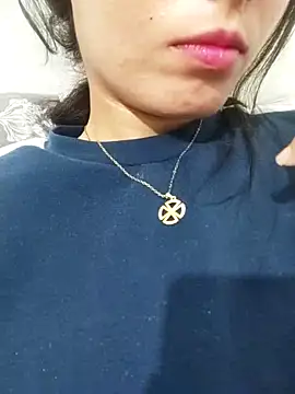 Snapshot of saraaxx1 chatting on 02-10-26, 10:03 saraaxx1 online show from 02-10-26, 10:03