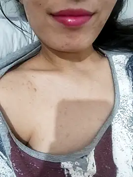 saraaxx1 online show from 03-15-26, 02:12