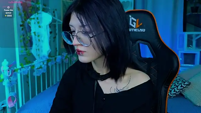 Setsunai  online show from 03-09-25, 10:41