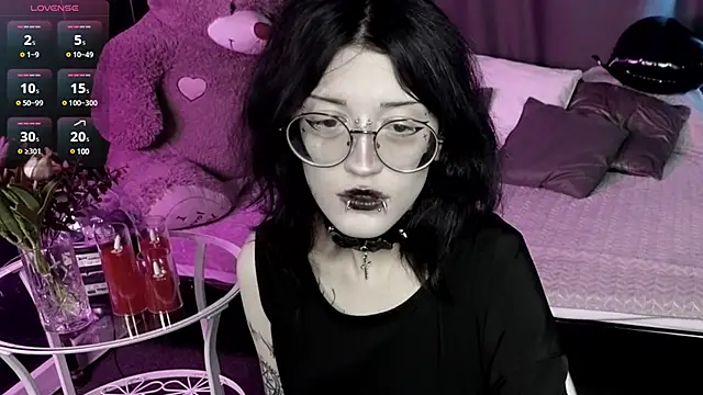 Setsunai  online show from 03-13-25, 08:22