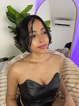  Emily Thompson  online show from 06-22-26, 03:25