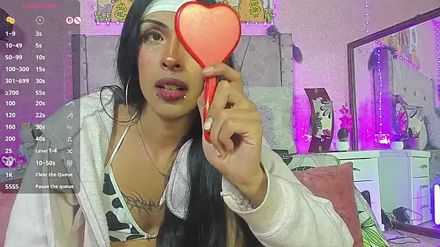 Snapshot of verodaza chatting on 10-16-25, 03:51 verodaza online show from 10-16-25, 03:51