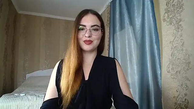 Leila Kissyu online show from 11-23-25, 10:37
