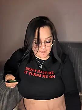 Snapshot of Saucy-Serenity chatting on 11-08-25, 08:51 Saucy-Serenity online show from 11-08-25, 08:51