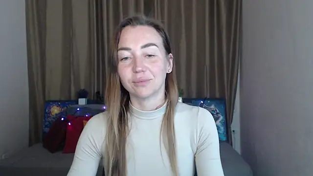 Snapshot of Kiss_julli88I chatting on 03-11-25, 02:43 Kiss julli88I online show from 03-11-25, 02:43