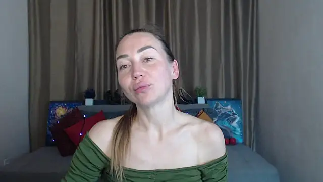 Snapshot of Kiss_julli88I chatting on 03-19-25, 02:05 Kiss julli88I online show from 03-19-25, 02:05