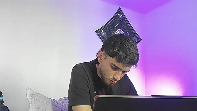 samevansx  online show from 05-22-26, 04:45