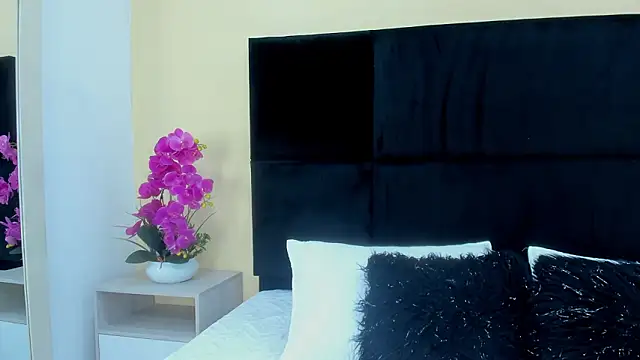 MaddyCrofft online show from 03-19-26, 11:14