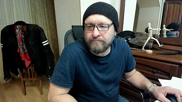 Snapshot of Grandor_M chatting on 03-15-25, 02:55 Grandor M online show from 03-15-25, 02:55