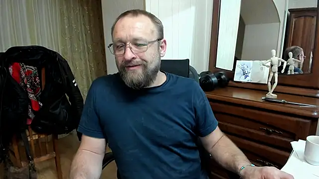 Snapshot of Grandor_M chatting on 03-22-25, 07:09 Grandor M online show from 03-22-25, 07:09