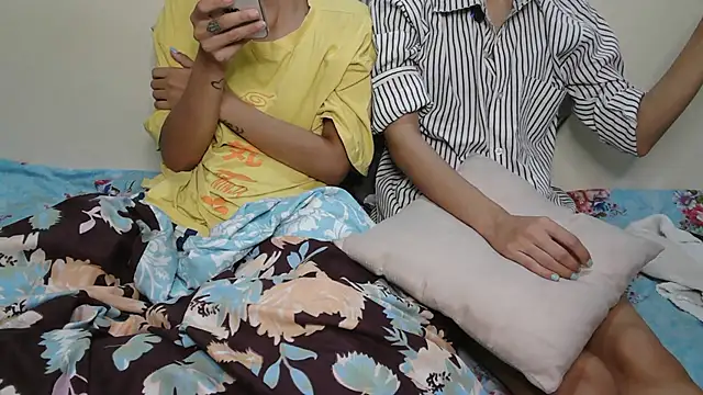 Snapshot of NaughtyThrouple007 chatting on 11-01-25, 05:48 NaughtyThrouple007 online show from 11-01-25, 05:48