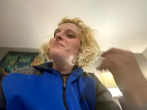 Snapshot of KITTYBOOBOOFUXX chatting on 01-07-26, 06:10 KITTYBOOBOOFUXX online show from 01-07-26, 06:10