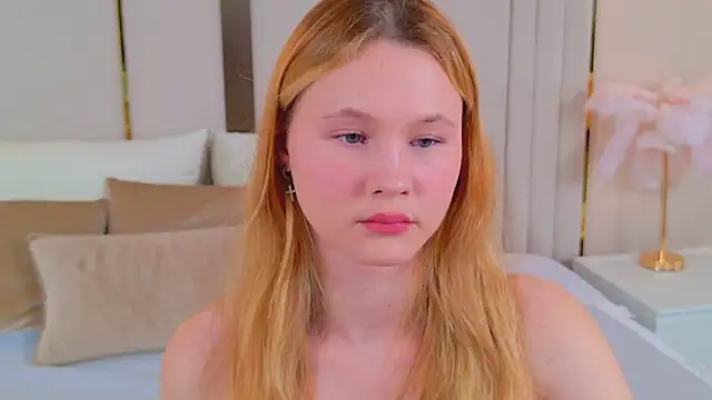 Snapshot of AmeliRoyse chatting on 06-22-26, 05:21 AmeliRoyse online show from 06-22-26, 05:21