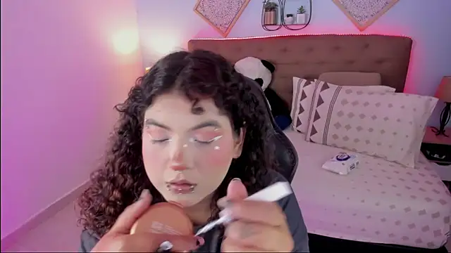  Lilly miller online show from 11-14-25, 08:29