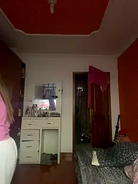 Luna-nevada online show from 11-24-25, 12:05