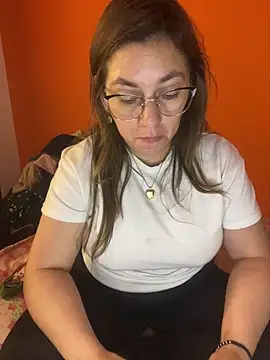 Luna-nevada online show from 04-08-26, 11:16