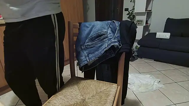 Snapshot of maialinofriuli chatting on 10-24-25, 12:08 maialinofriuli online show from 10-24-25, 12:08