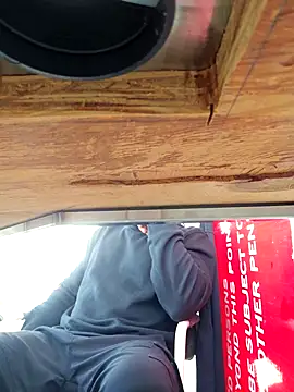 Gotabodiee online show from 10-28-25, 01:36