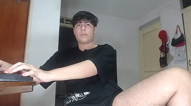 Snapshot of CrissConor chatting on 03-16-25, 10:31 CrissConor online show from 03-16-25, 10:31