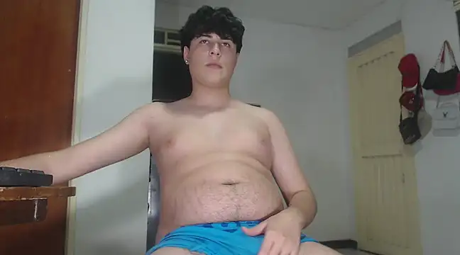 Snapshot of CrissConor chatting on 03-22-25, 01:00 CrissConor online show from 03-22-25, 01:00