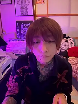 Snapshot of ryokunero chatting on 09-18-25, 06:26 ryokunero online show from 09-18-25, 06:26