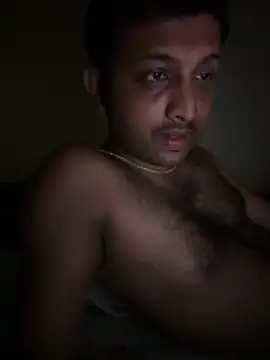 Snapshot of MIRTHICK2002 chatting on 02-06-26, 01:03 MIRTHICK2002 online show from 02-06-26, 01:03