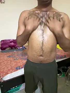 Snapshot of MIRTHICK2002 chatting on 04-04-26, 12:13 MIRTHICK2002 online show from 04-04-26, 12:13