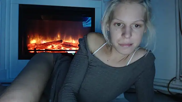 ElssaRush online show from 10-20-25, 11:16