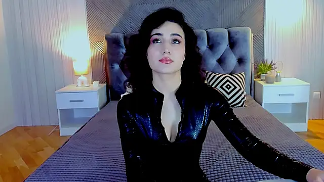 Maya Rogerss online show from 12-05-25, 02:25