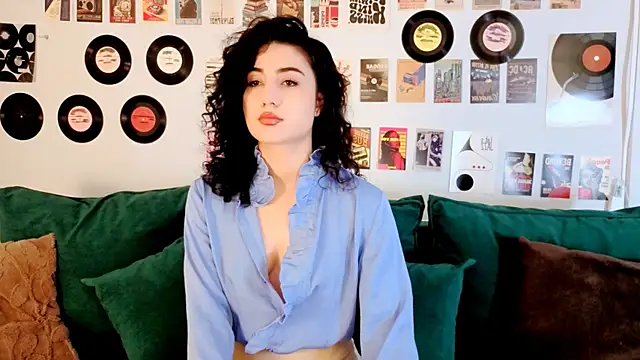 Maya Rogerss online show from 07-12-26, 02:41