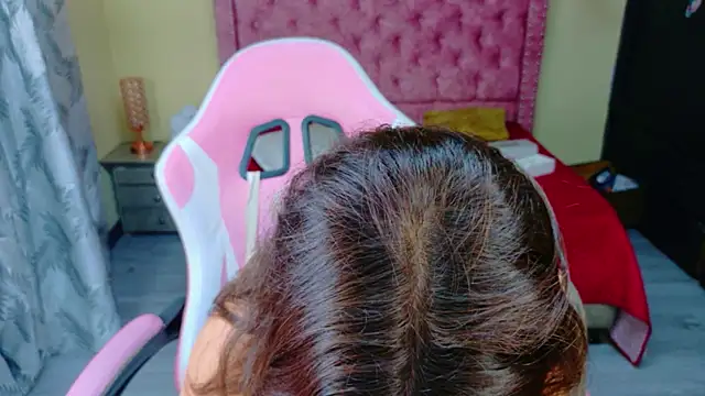 Snapshot of sweet__thang chatting on 06-13-26, 04:10 sweet thang online show from 06-13-26, 04:10