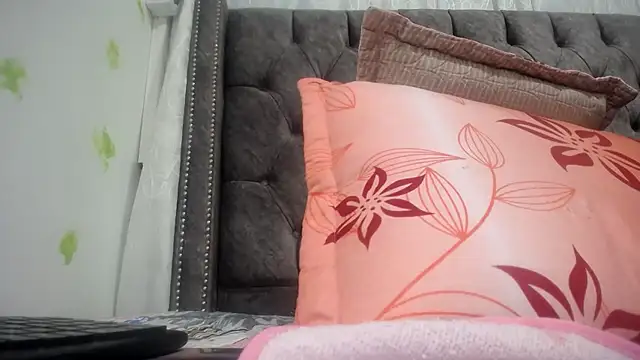 ANA-BULLOCK- online show from 09-15-25, 12:27