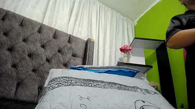 ANA-BULLOCK- online show from 10-03-25, 12:24