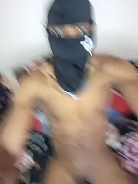 Snapshot of bakedsnackmmh chatting on 10-19-25, 02:29 bakedsnackmmh online show from 10-19-25, 02:29