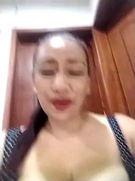 Snapshot of Carlasm- chatting on 09-18-25, 09:28 Carlasm- online show from 09-18-25, 09:28