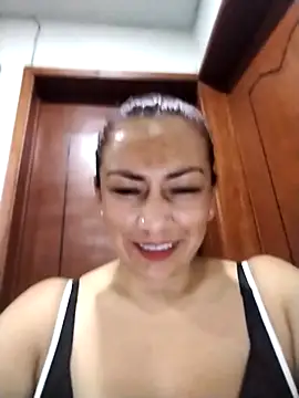 Snapshot of Carlasm- chatting on 09-30-25, 01:21 Carlasm- online show from 09-30-25, 01:21