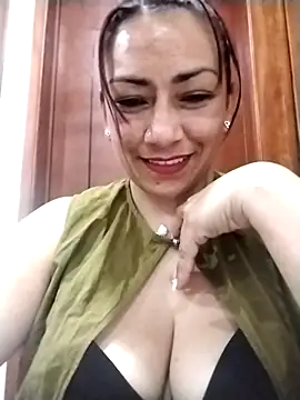 Snapshot of Carlasm- chatting on 11-01-25, 10:12 Carlasm- online show from 11-01-25, 10:12