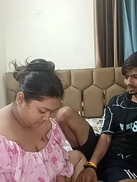 Strip-Couples online show from 03-08-25, 11:18