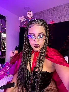 AlesiaCooper online show from 10-31-25, 09:05