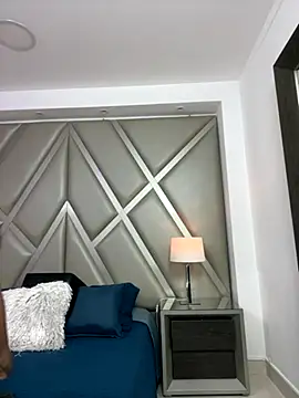 AlesiaCooper online show from 11-26-25, 08:10