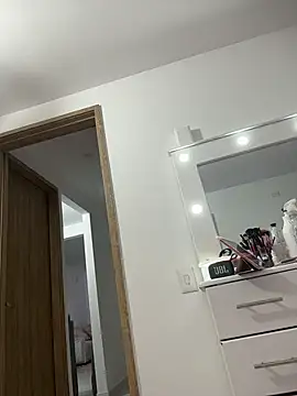 Snapshot of AlesiaCooper chatting on 02-19-26, 11:56 AlesiaCooper online show from 02-19-26, 11:56