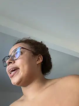 Snapshot of AlesiaCooper chatting on 05-06-26, 11:10 AlesiaCooper online show from 05-06-26, 11:10