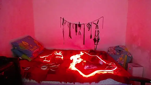 freyaa sorcerees online show from 03-17-25, 05:45