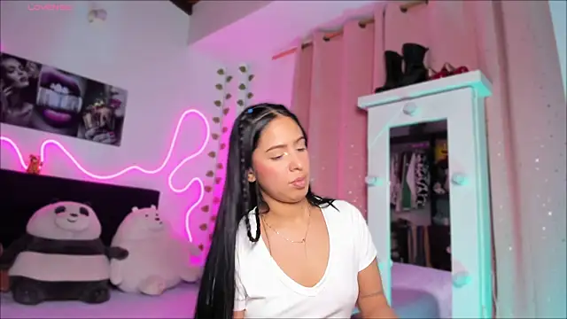 Vickysth online show from 10-13-25, 10:32